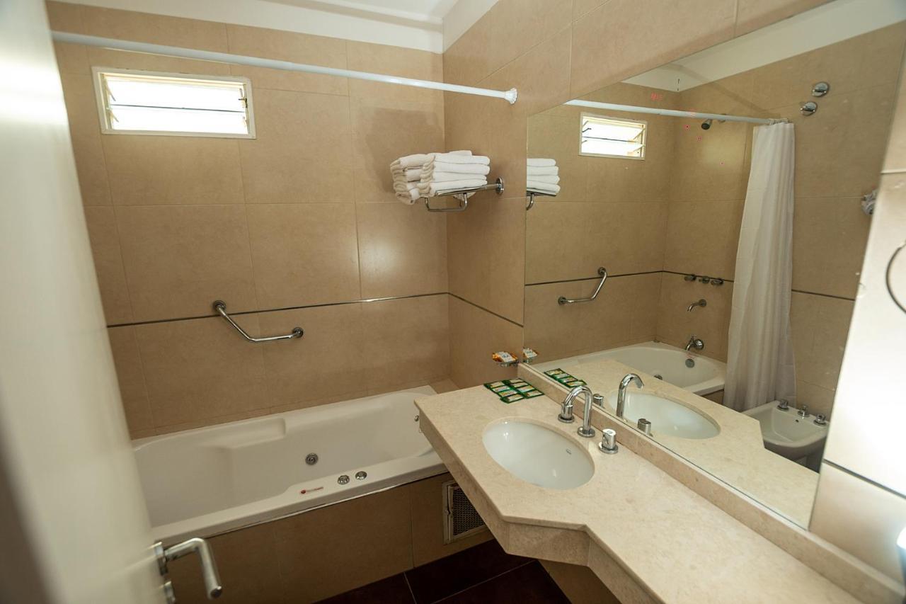 Apart Hotel Ayres De Termas Termas de Río Hondo Екстериор снимка